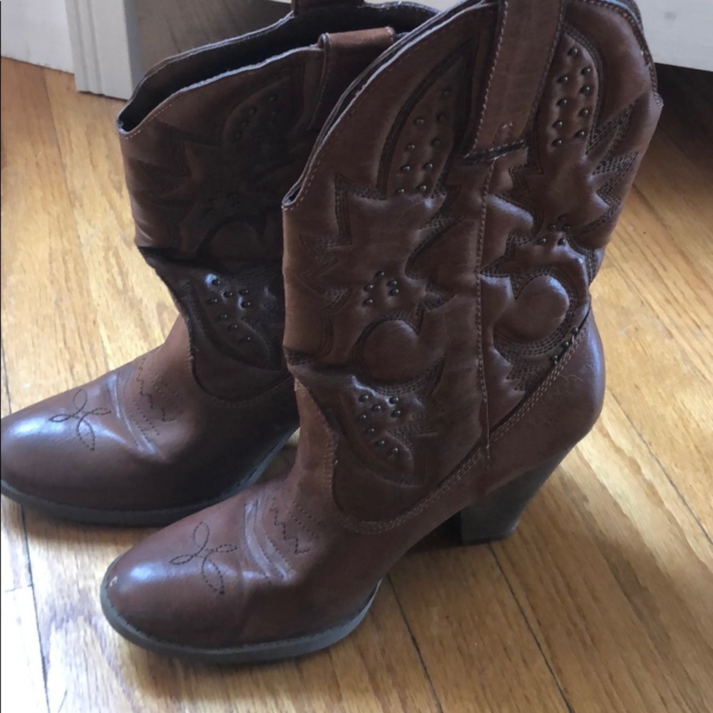 Size 9 Target Cowboy Boots 👢